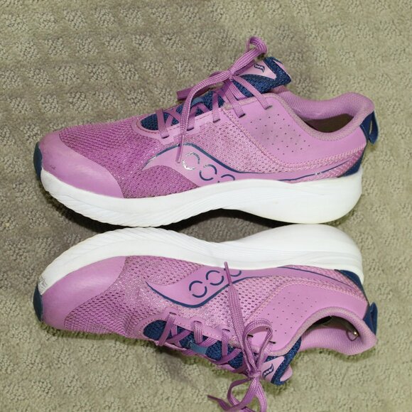 Saucony Kinvarak Pwr Run Women's Size 6M / 38 Purple Running Shoes - Picture 3 of 7